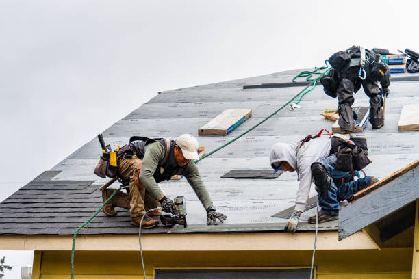 Professional Gutter Installation technician working in Hazlet, NJ